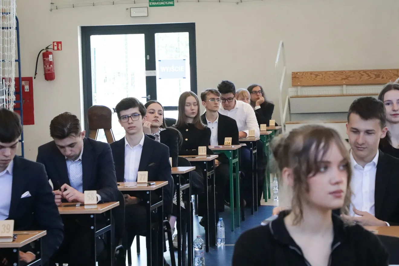 Egzamin dojrzałości w LO im. M. Kopernika. Matematyczne wyzwanie maturzystów (zdjęcia)