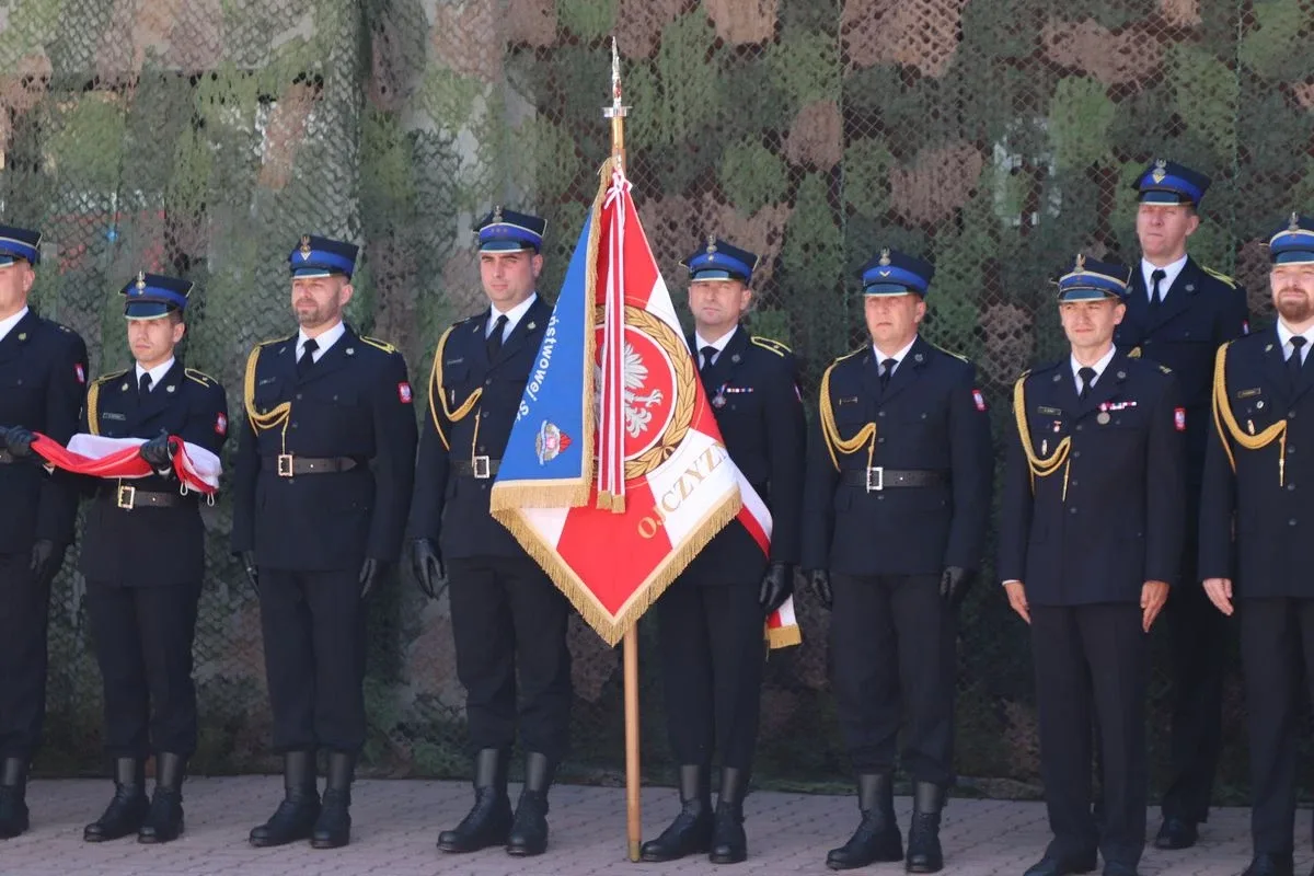 Uroczystość z okazji Powiatowych Obchodów Dnia Strażaka w Ostrowi Mazowieckiej (zdjęcia)