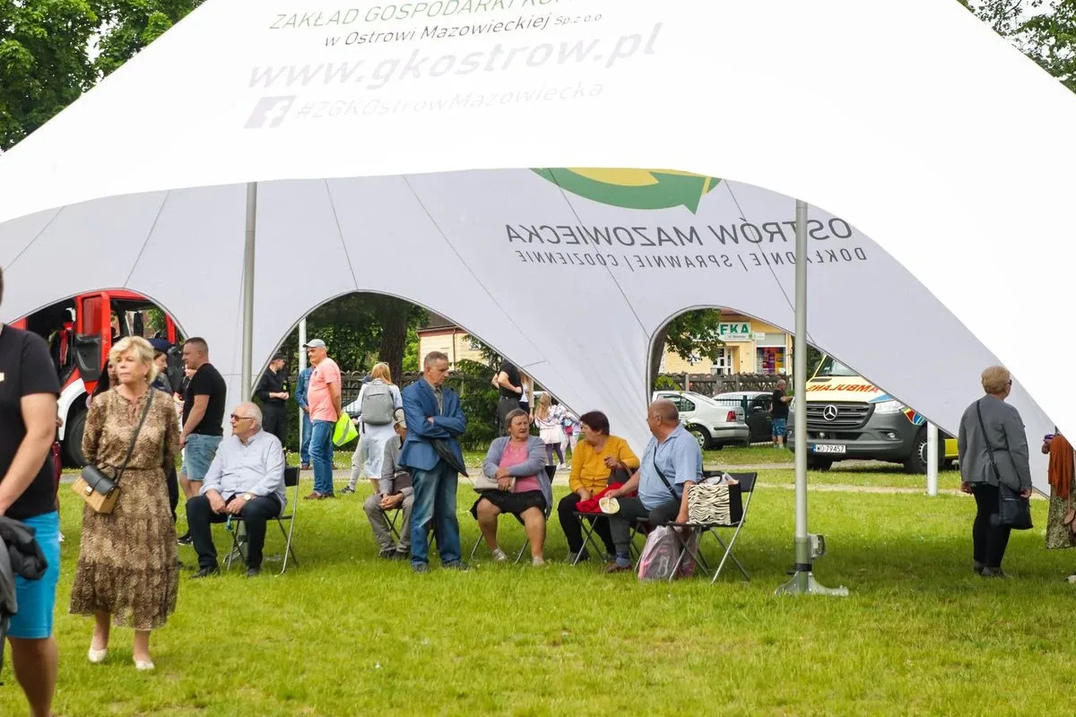 Policyjny piknik z sercem na cześć kobiet w służbie (zdjęcia)