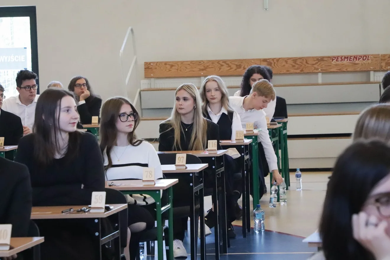 Egzamin dojrzałości w LO im. M. Kopernika. Matematyczne wyzwanie maturzystów (zdjęcia)