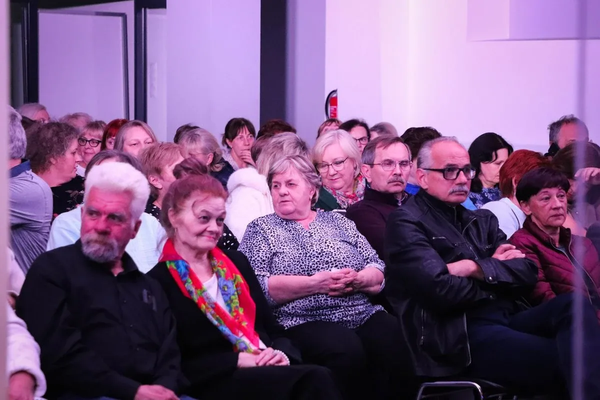 "Za Tobą pójdę jak na bal..." - magiczny wieczór z muzyką Krzysztofa Krawczyka w Starej Elektrowni (zdjęcia, wideo)