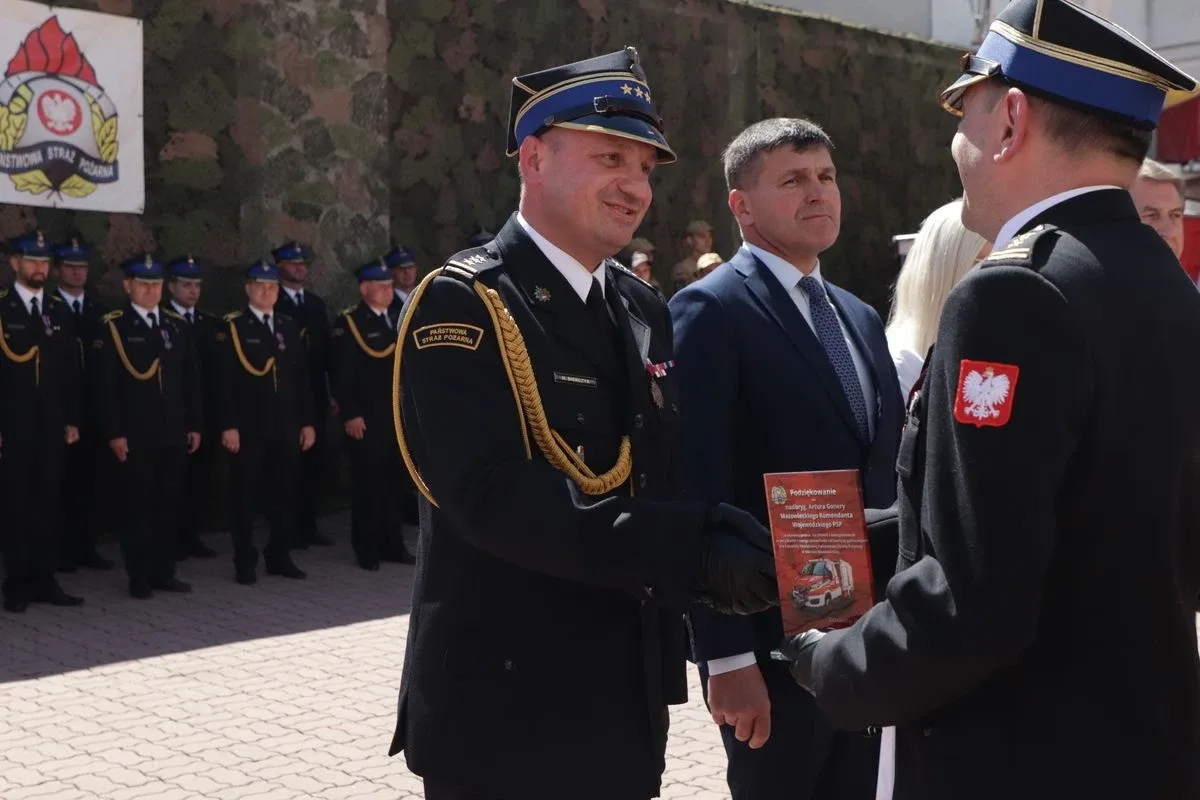 Uroczystość z okazji Powiatowych Obchodów Dnia Strażaka w Ostrowi Mazowieckiej (zdjęcia)