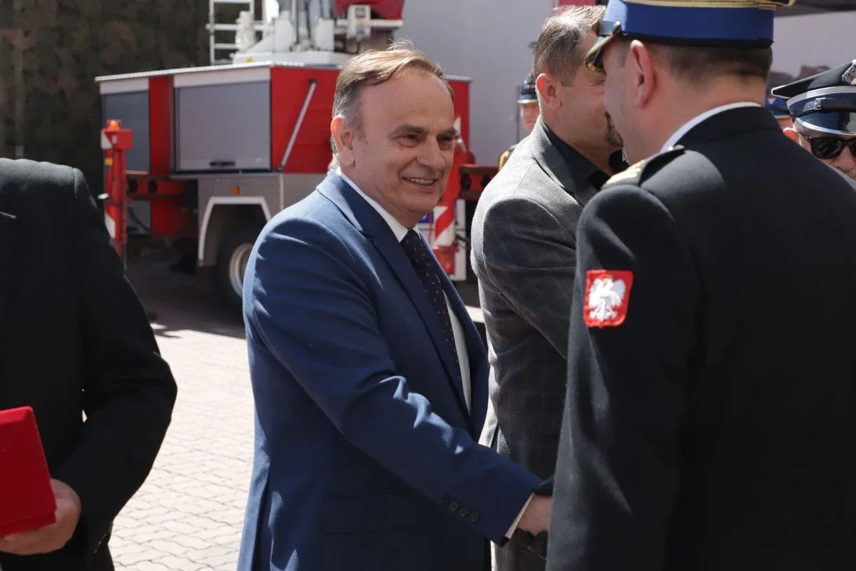 Uroczystość z okazji Powiatowych Obchodów Dnia Strażaka w Ostrowi Mazowieckiej (zdjęcia)