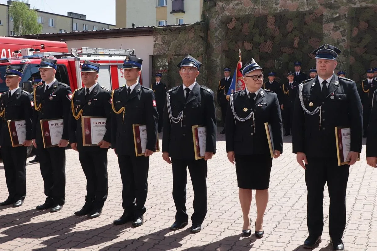 Uroczystość z okazji Powiatowych Obchodów Dnia Strażaka w Ostrowi Mazowieckiej (zdjęcia)
