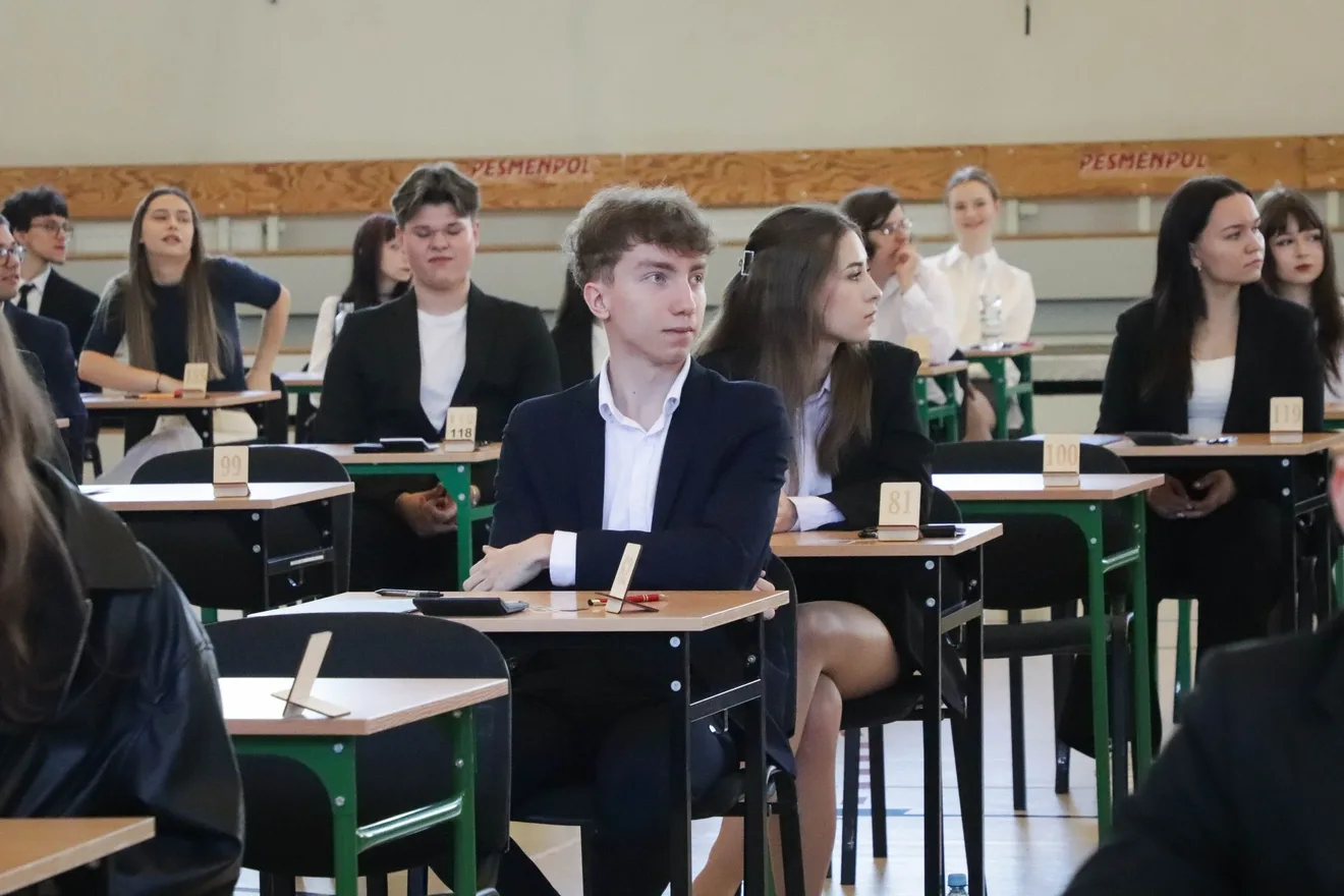Egzamin dojrzałości w LO im. M. Kopernika. Matematyczne wyzwanie maturzystów (zdjęcia)