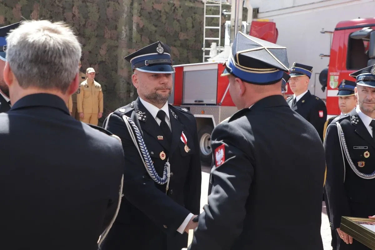 Uroczystość z okazji Powiatowych Obchodów Dnia Strażaka w Ostrowi Mazowieckiej (zdjęcia)