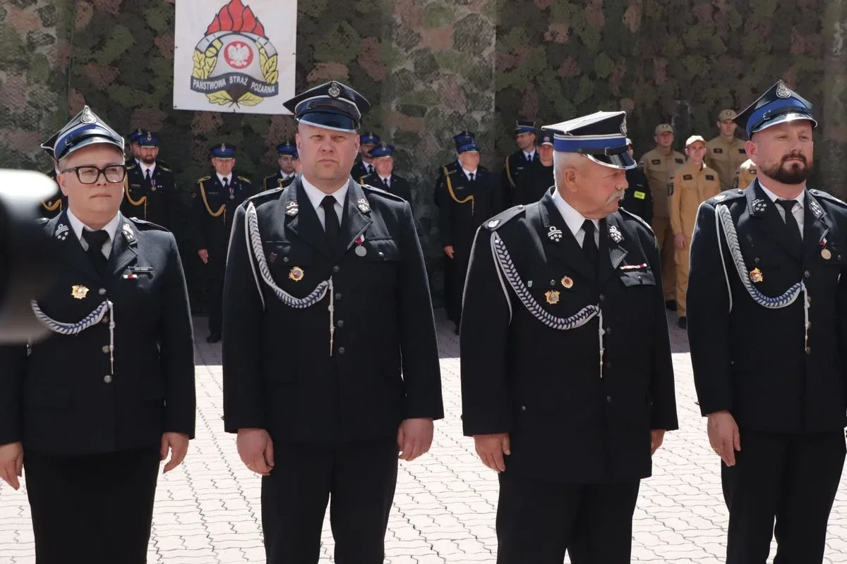 Uroczystość z okazji Powiatowych Obchodów Dnia Strażaka w Ostrowi Mazowieckiej (zdjęcia)