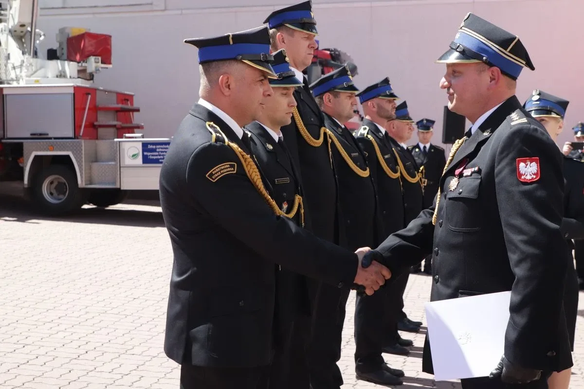 Uroczystość z okazji Powiatowych Obchodów Dnia Strażaka w Ostrowi Mazowieckiej (zdjęcia)