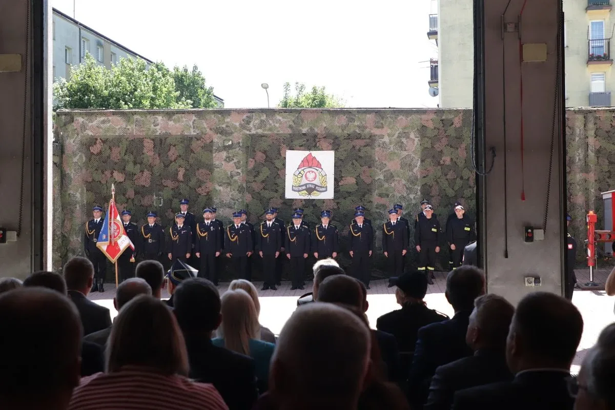 Uroczystość z okazji Powiatowych Obchodów Dnia Strażaka w Ostrowi Mazowieckiej (zdjęcia)