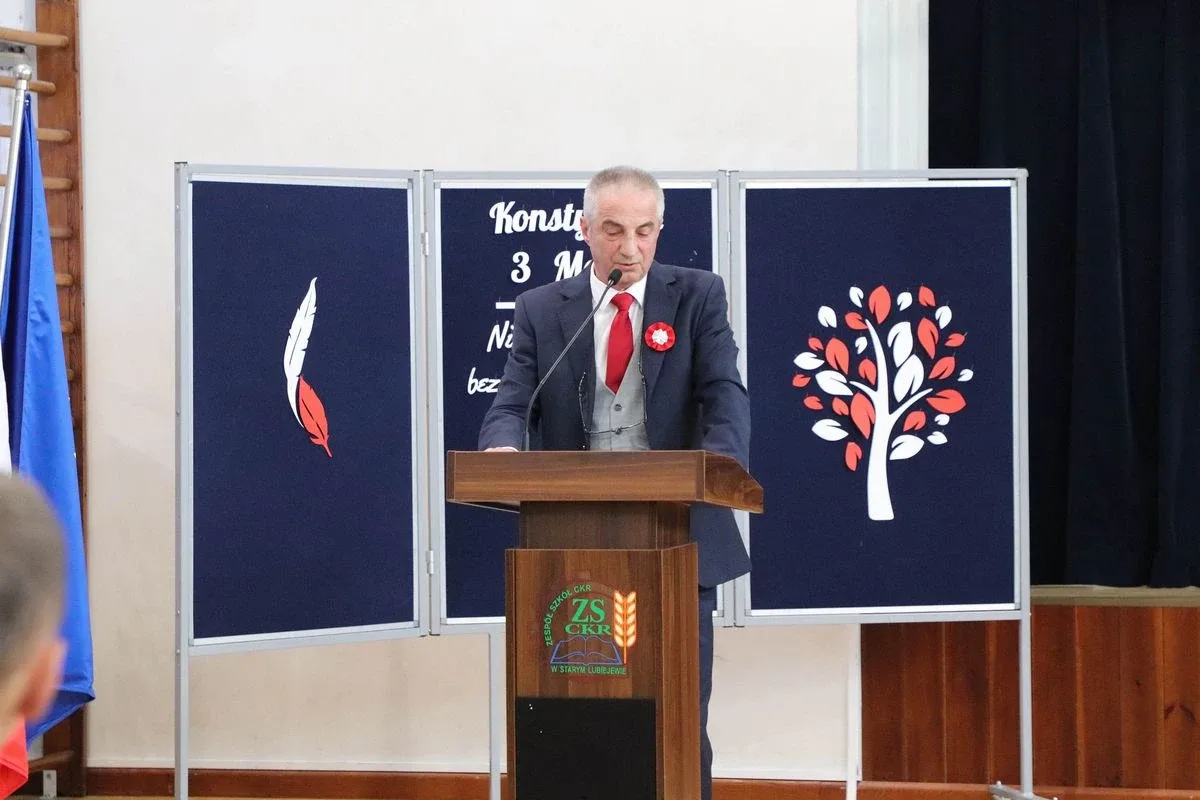 Zakończenie szkolnej podróży. Maturzyści ZSCKR w Starym Lubiejewie żegnają szkołę (zdjęcia)