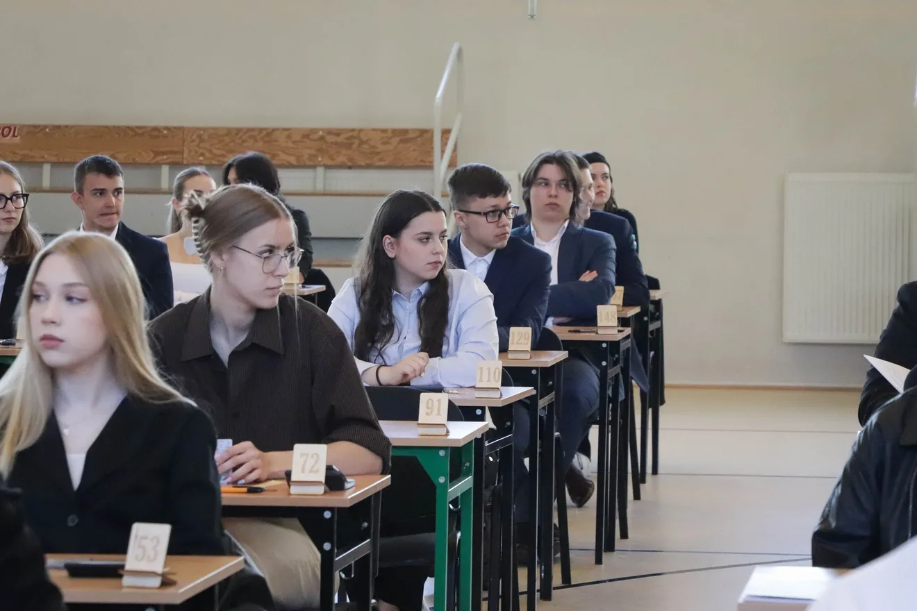 Egzamin dojrzałości w LO im. M. Kopernika. Matematyczne wyzwanie maturzystów (zdjęcia)