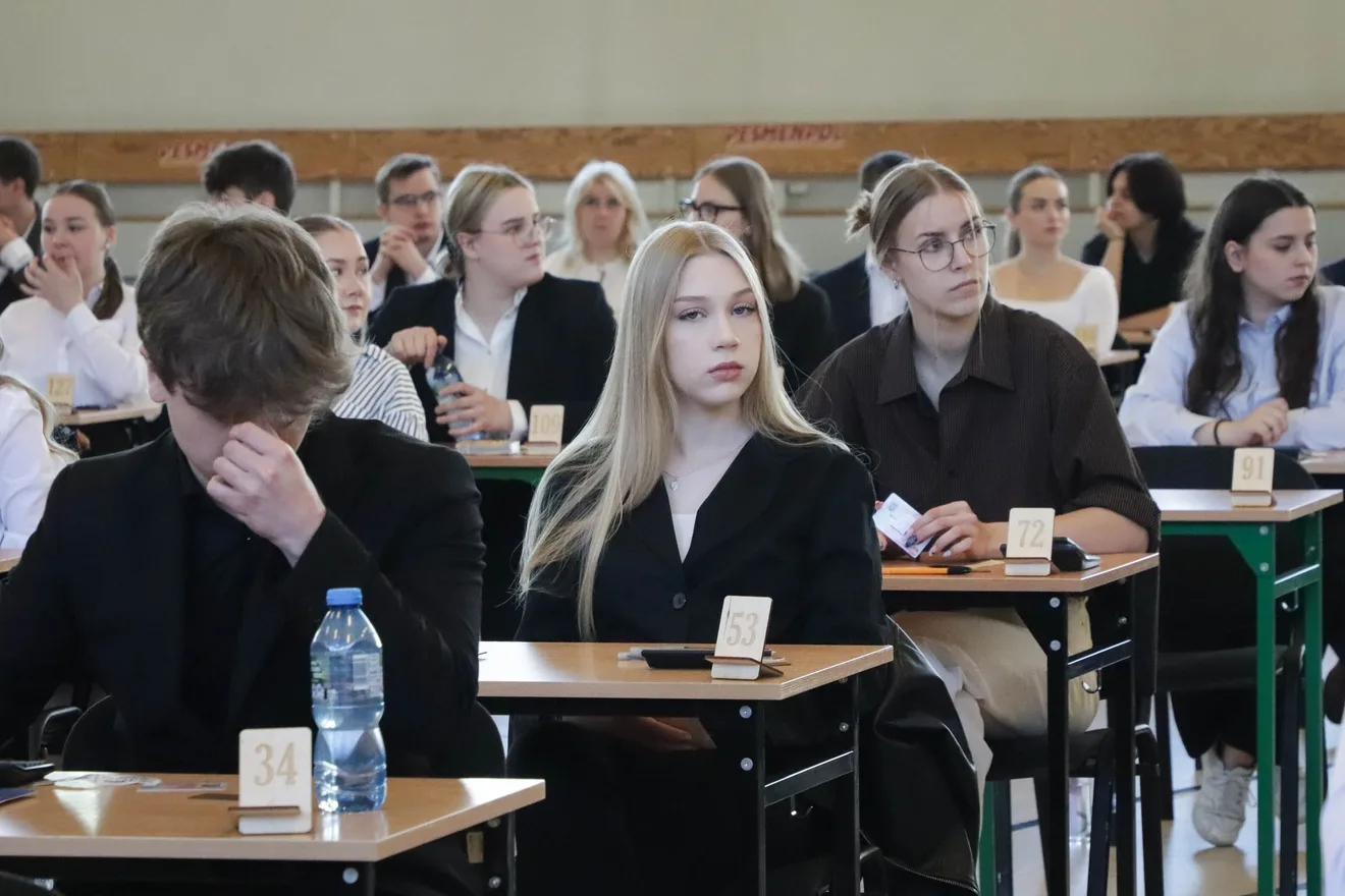 Egzamin dojrzałości w LO im. M. Kopernika. Matematyczne wyzwanie maturzystów (zdjęcia)