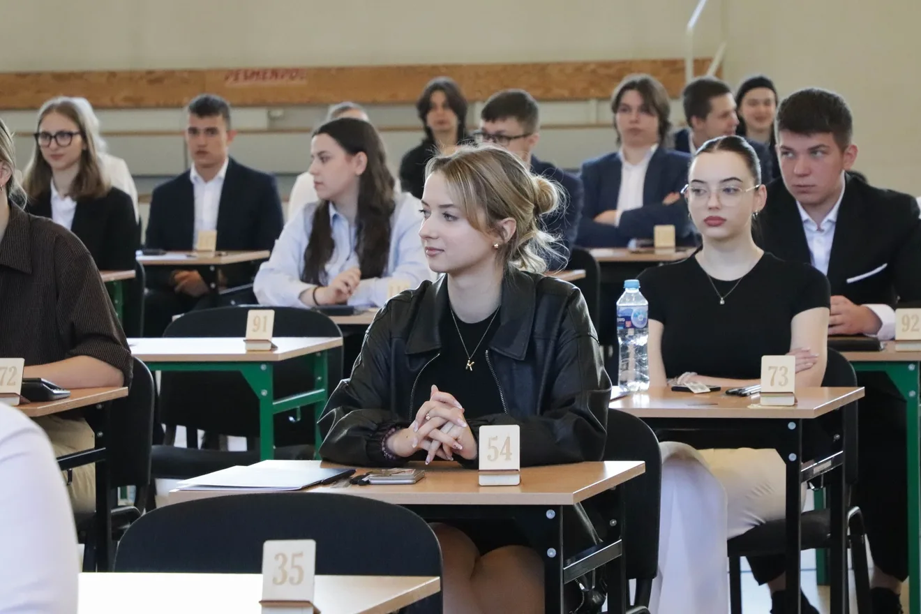 Egzamin dojrzałości w LO im. M. Kopernika. Matematyczne wyzwanie maturzystów (zdjęcia)