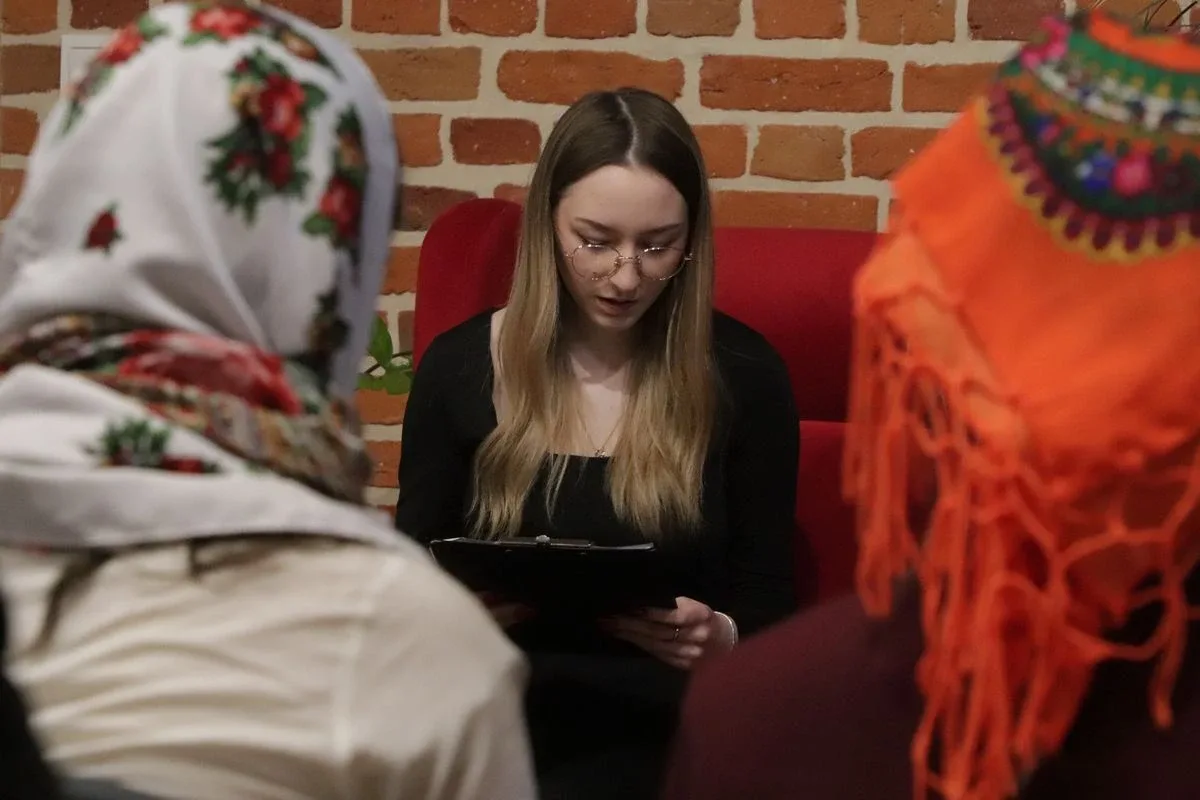 "Czytanie jest modne" po raz ósmy w ostrowskiej bibliotece (zdjęcia)