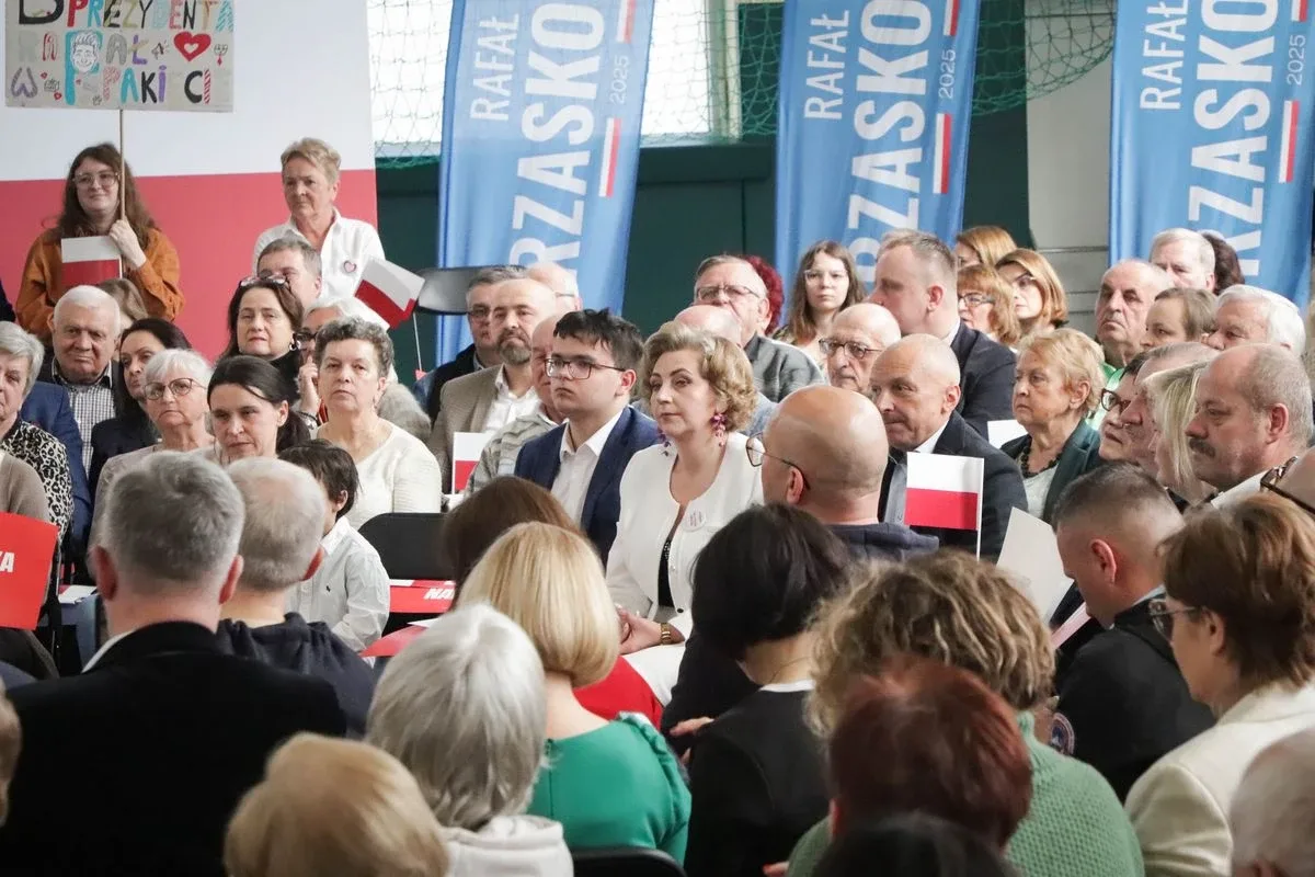 Spotkanie z Rafałem Trzaskowskim. Mocna deklaracja burmistrza: "Pójdziemy za tobą w ogień" (zdjęcia, wideo)