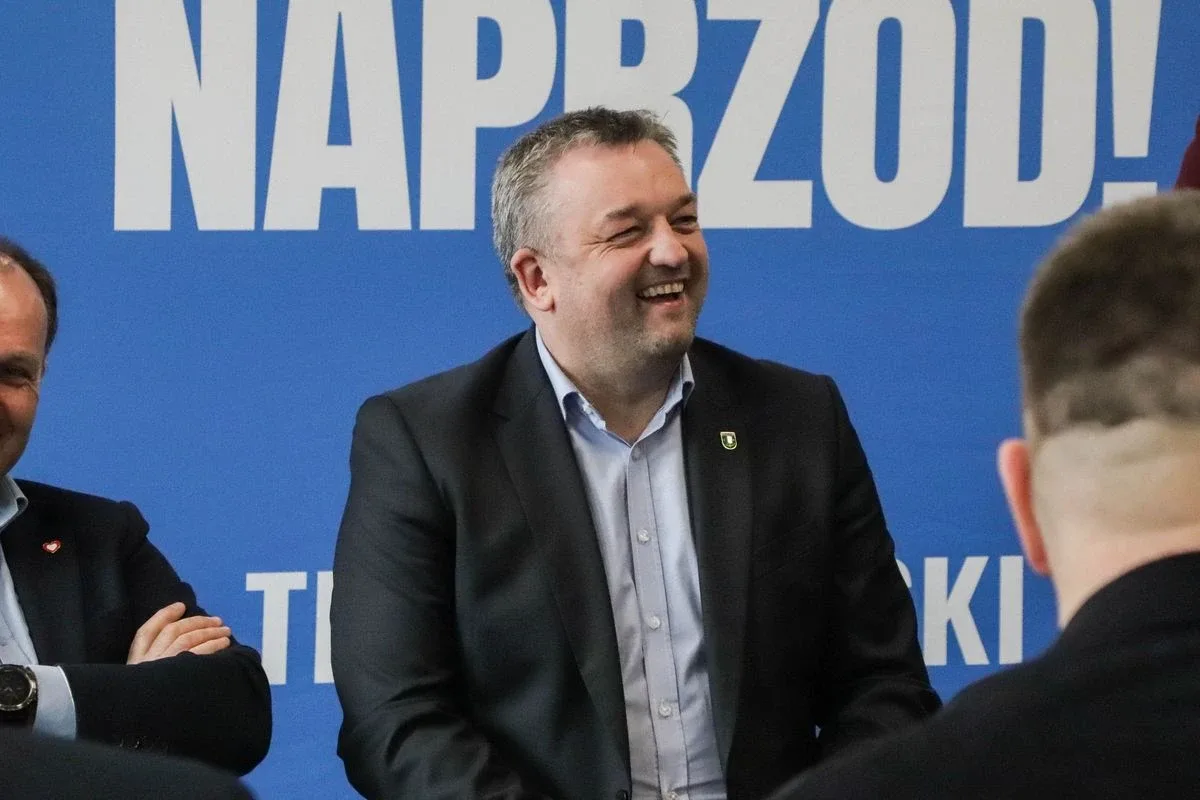 Ostrów Mazowiecka na mapie samorządowych debat. Spotkanie w ramach inicjatywy "Samorządy Naprzód" (zdjęcia)