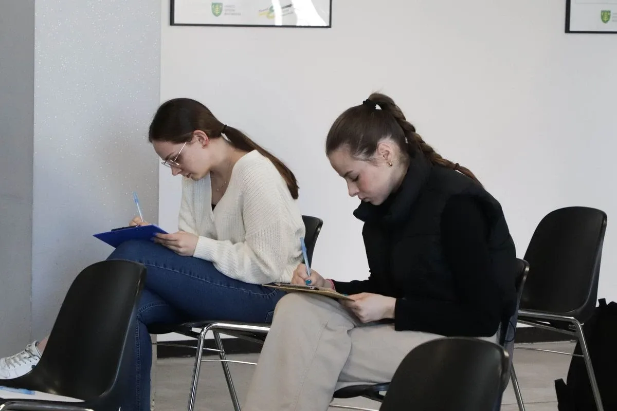 Ostrowskie Dyktando to było prawdziwe wyzwanie dla miłośników ortografii (zdjęcia)