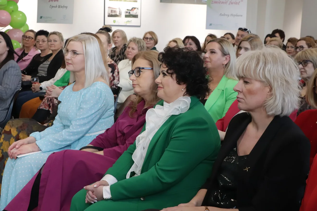 "Wiosenne inspiracje Kobiet" - spotkanie pełne motywacji i pasji (zdjęcia)