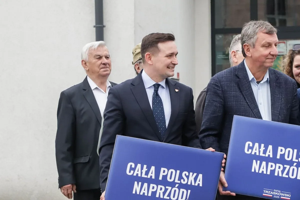 Ostrów Mazowiecka na mapie samorządowych debat. Spotkanie w ramach inicjatywy "Samorządy Naprzód" (zdjęcia)