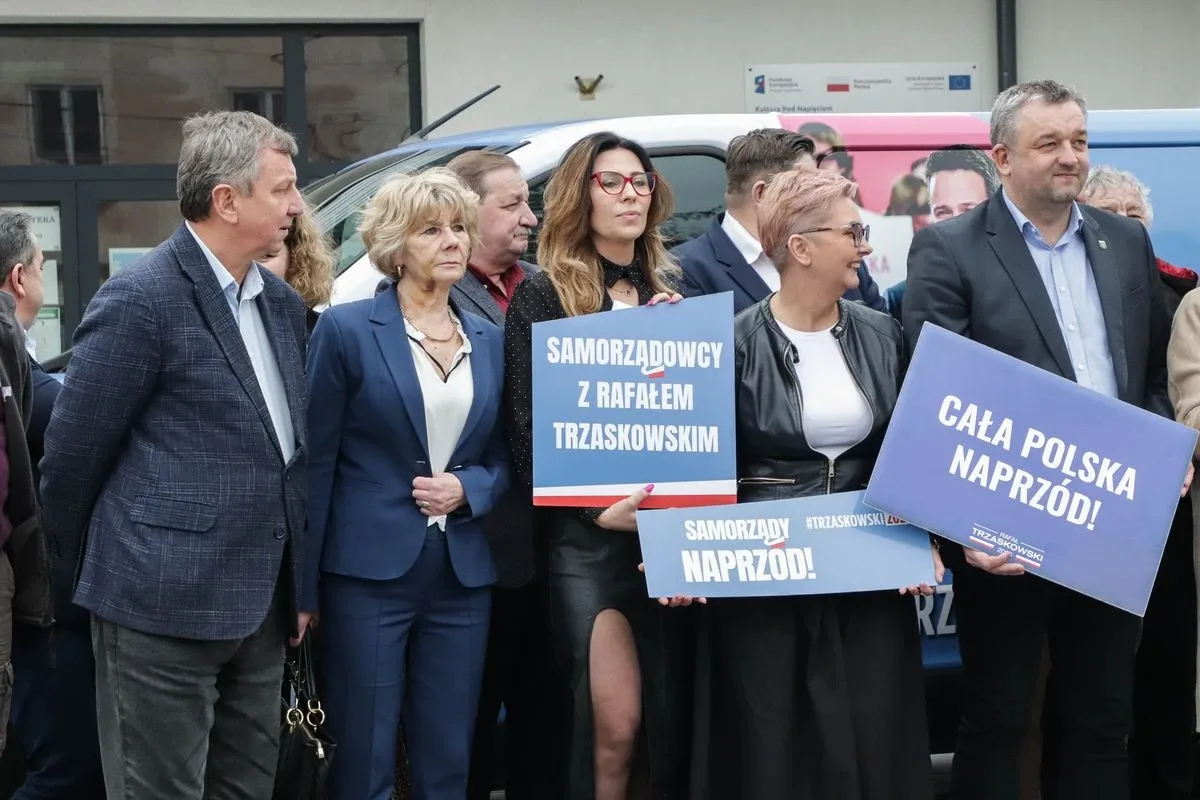 Ostrów Mazowiecka na mapie samorządowych debat. Spotkanie w ramach inicjatywy "Samorządy Naprzód" (zdjęcia)