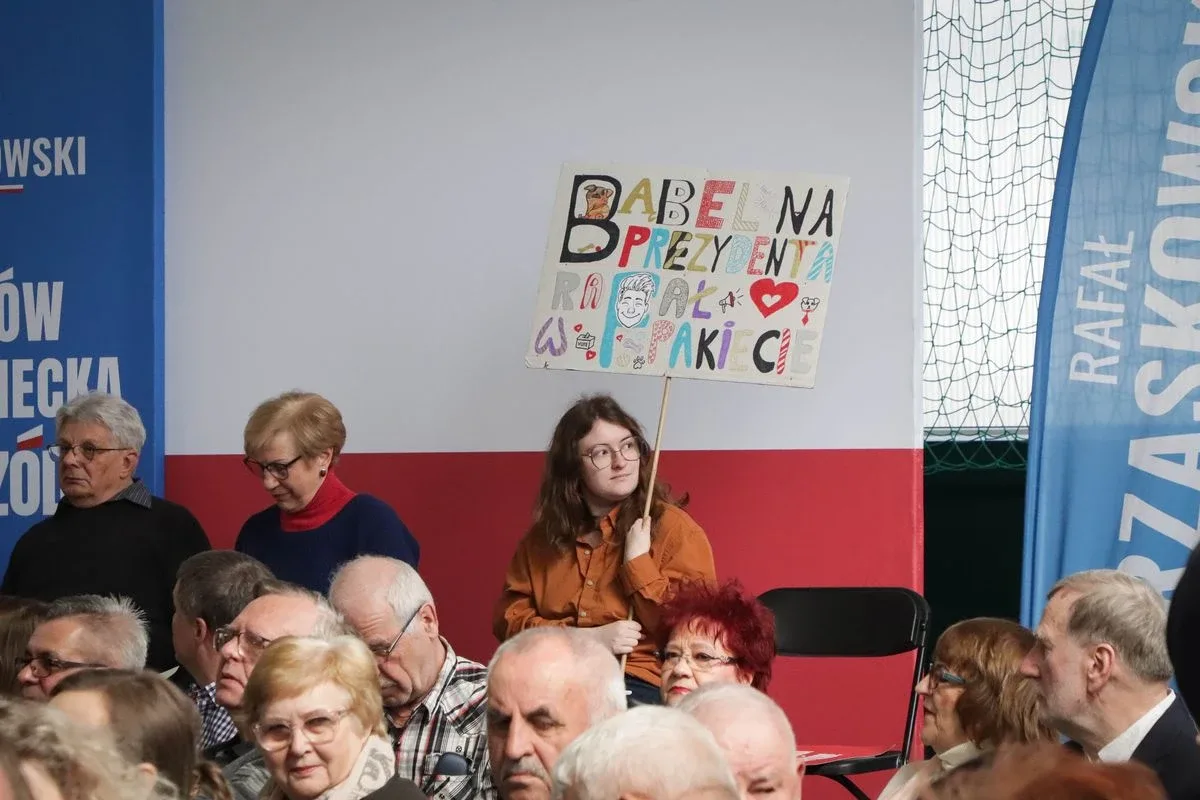 Spotkanie z Rafałem Trzaskowskim. Mocna deklaracja burmistrza: "Pójdziemy za tobą w ogień" (zdjęcia, wideo)