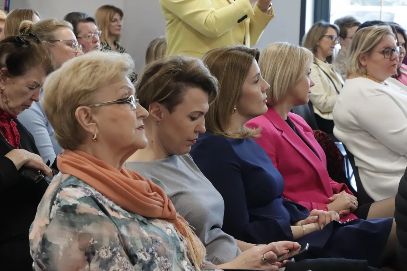 "Wiosenne inspiracje Kobiet" - spotkanie pełne motywacji i pasji (zdjęcia)