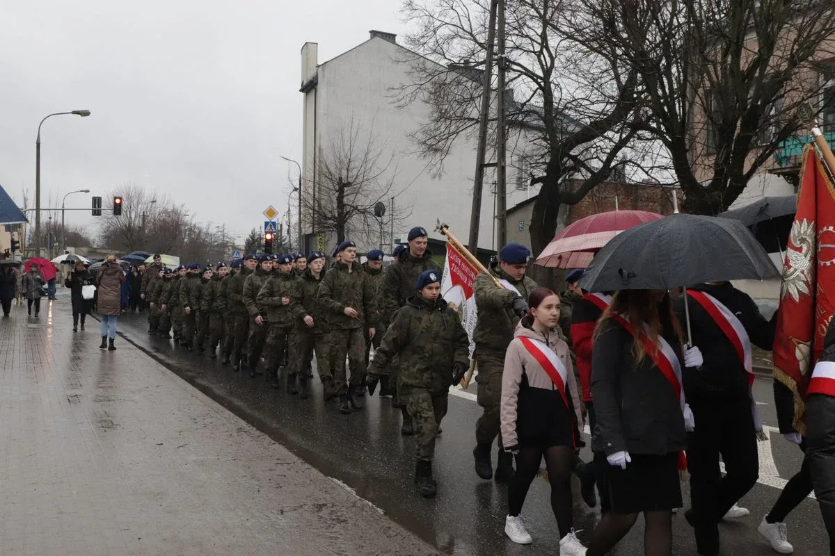 Narodowy Dzień Pamięci Żołnierzy Wyklętych w Ostrowi Mazowieckiej (zdjęcia, wideo)