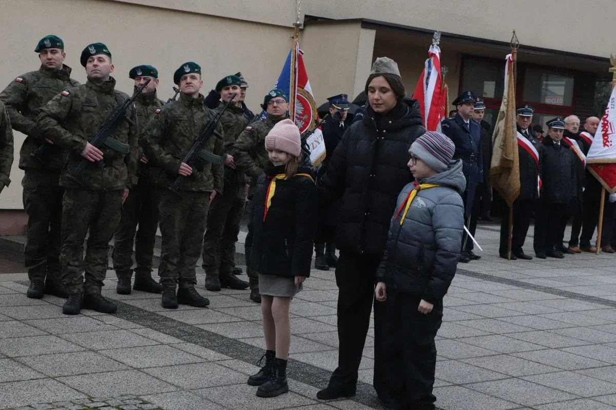 Narodowy Dzień Pamięci Żołnierzy Wyklętych w Ostrowi Mazowieckiej (zdjęcia, wideo)