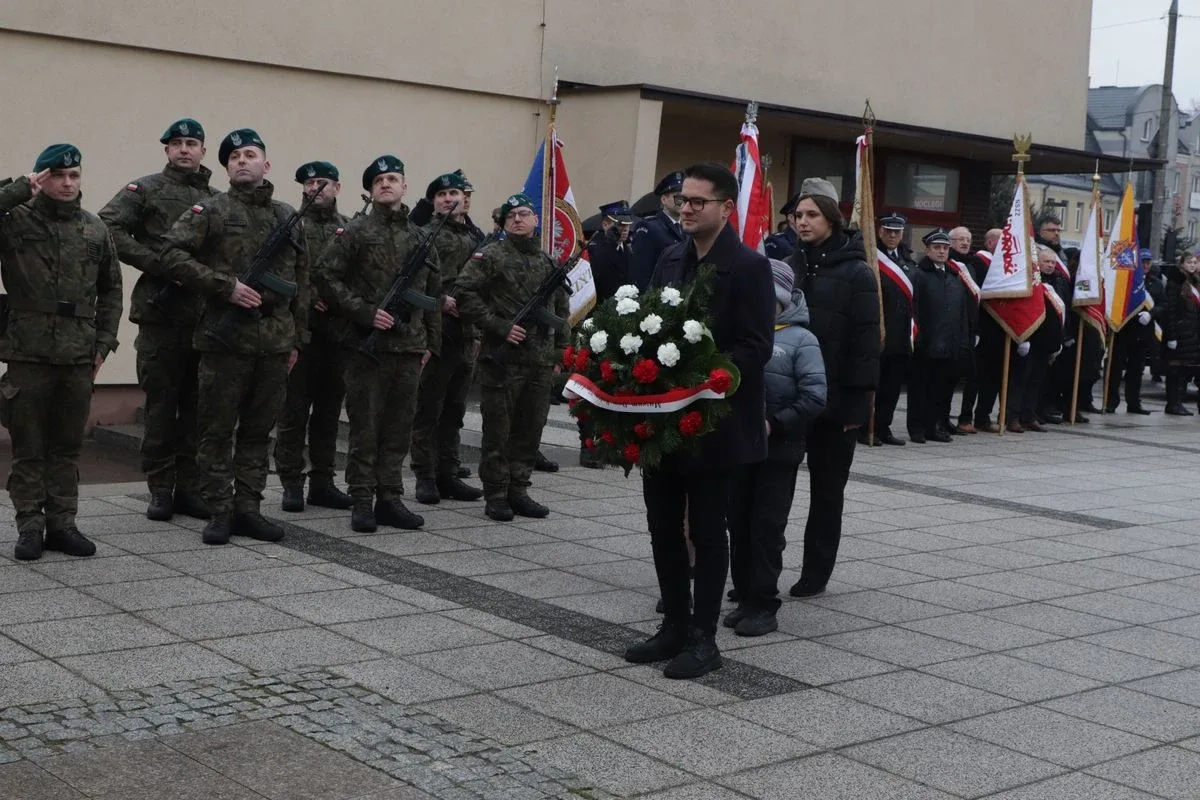 Narodowy Dzień Pamięci Żołnierzy Wyklętych w Ostrowi Mazowieckiej (zdjęcia, wideo)