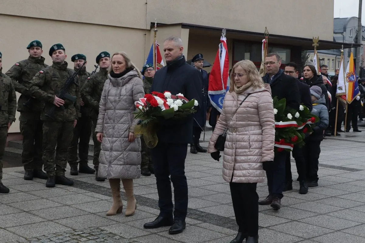 Narodowy Dzień Pamięci Żołnierzy Wyklętych w Ostrowi Mazowieckiej (zdjęcia, wideo)
