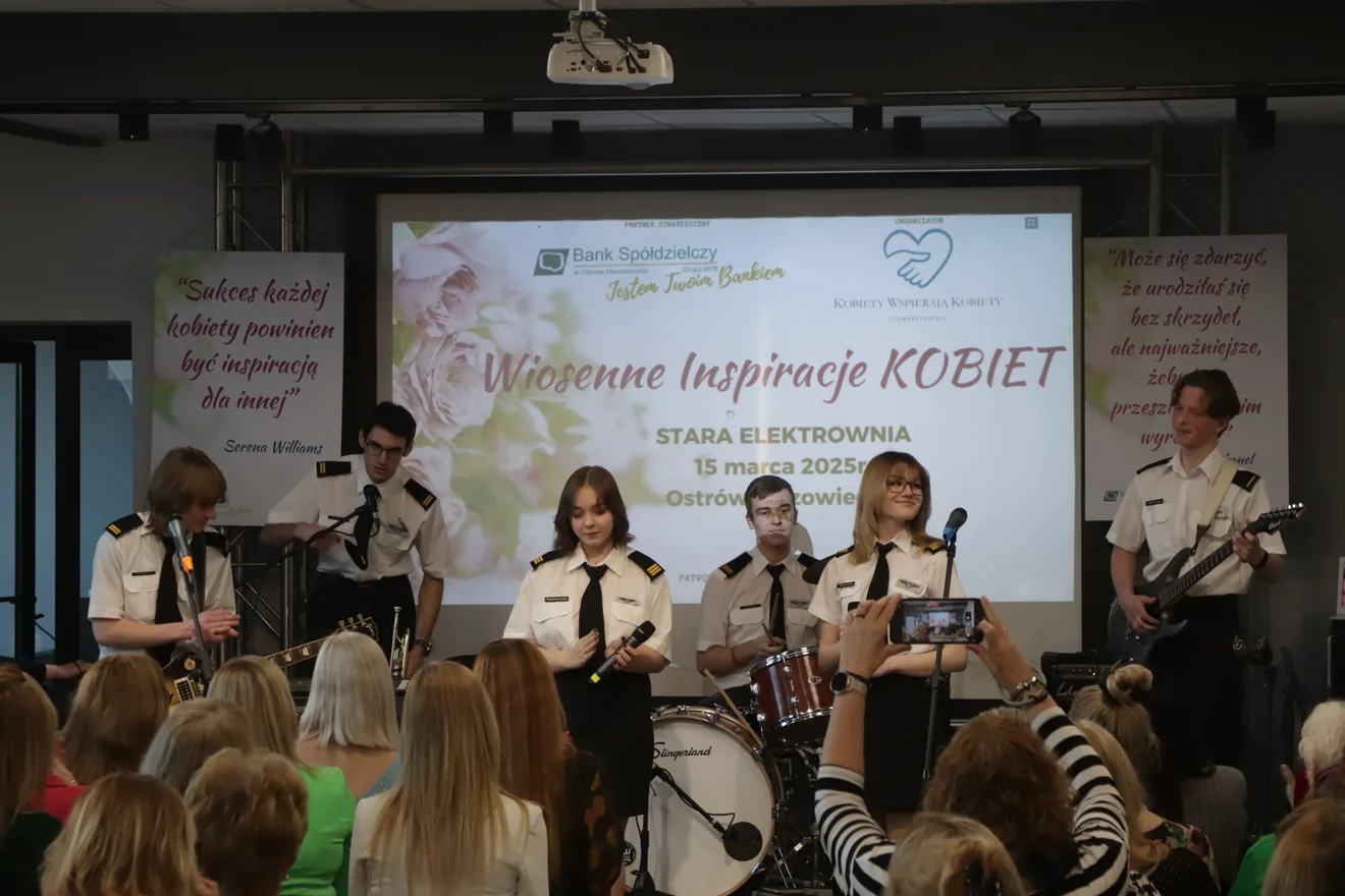 "Wiosenne inspiracje Kobiet" - spotkanie pełne motywacji i pasji (zdjęcia)