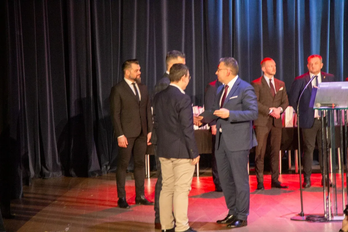 Sportowiec Roku 2024. Ostrów Mazowiecka wspiera sportowe talenty (zdjęcia, wideo)