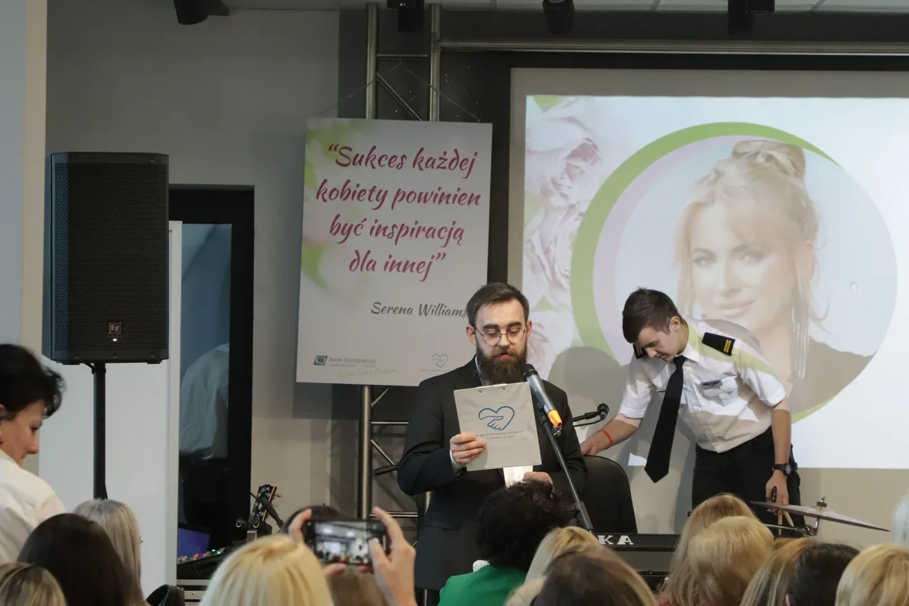 "Wiosenne inspiracje Kobiet" - spotkanie pełne motywacji i pasji (zdjęcia)