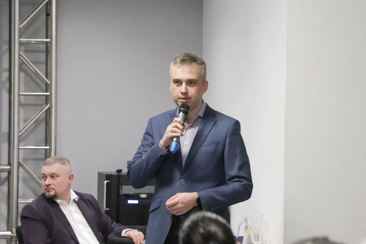 Biznesowa debata w Ostrowi Mazowieckiej. Gościem był Ryszard Petru (zdjęcia)