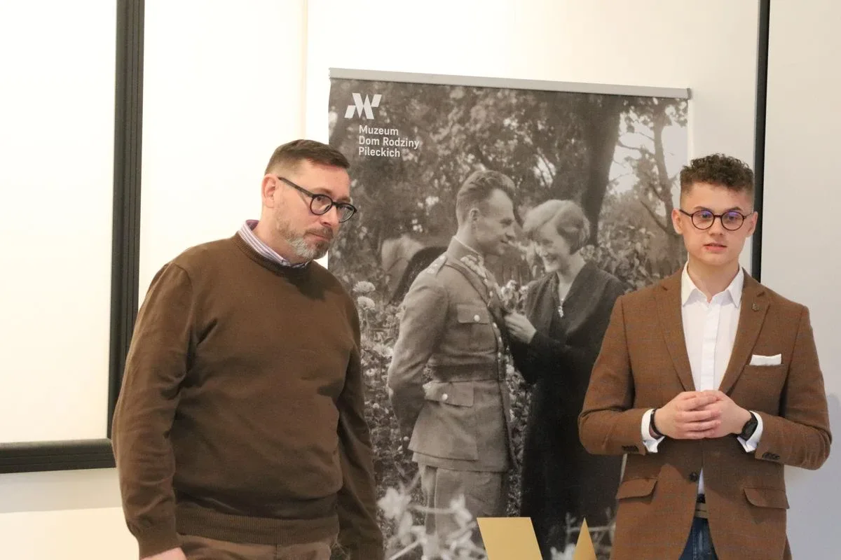 Młodzi rozmawiali o Zbrodni Katyńskiej. Spotkanie pełne refleksji (zdjęcia)