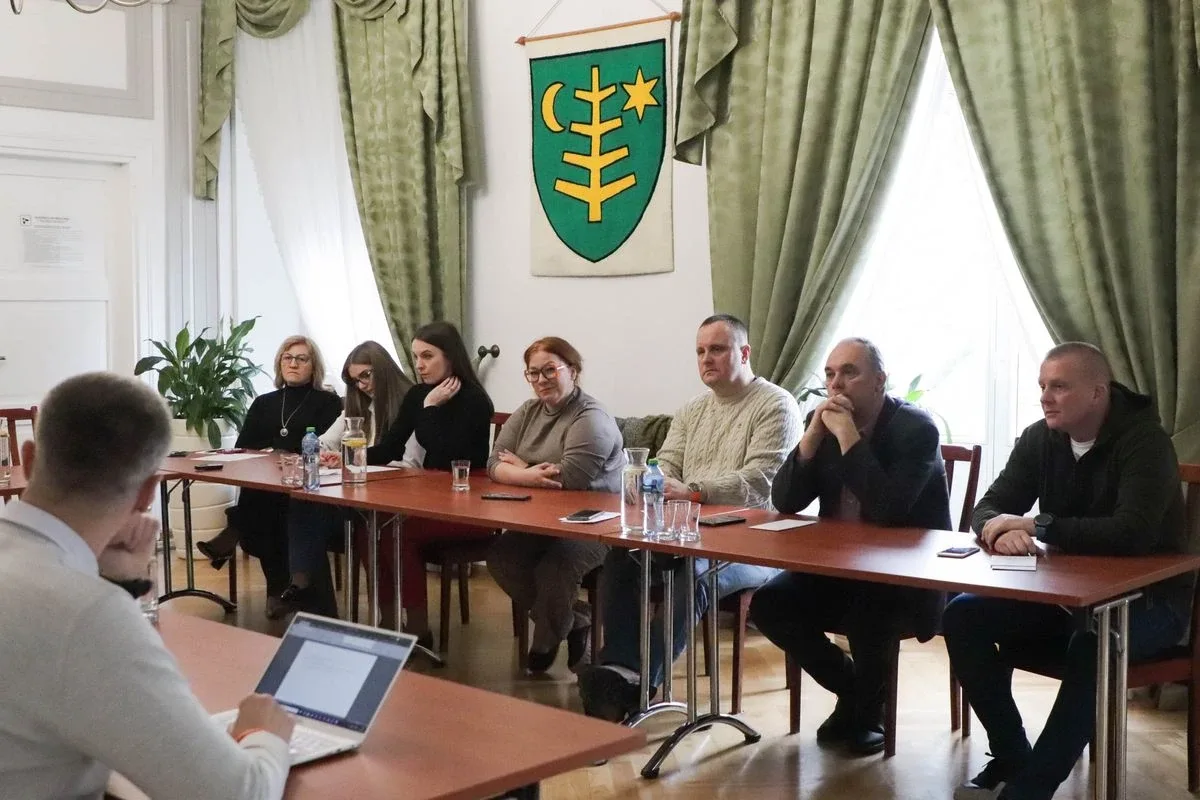 Niejasności wokół dyrektora MOSiR w Ostrowi Mazowieckiej (zdjęcia)