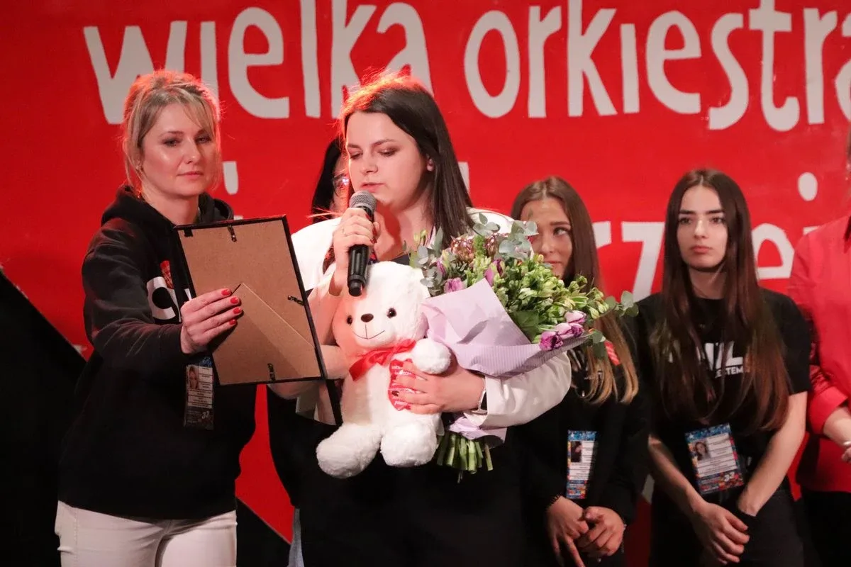 Światełko do nieba i wielkie serca mieszkańców Ostrowi Mazowieckiej. Pobiliśmy rekord! (zdjęcia, wideo)