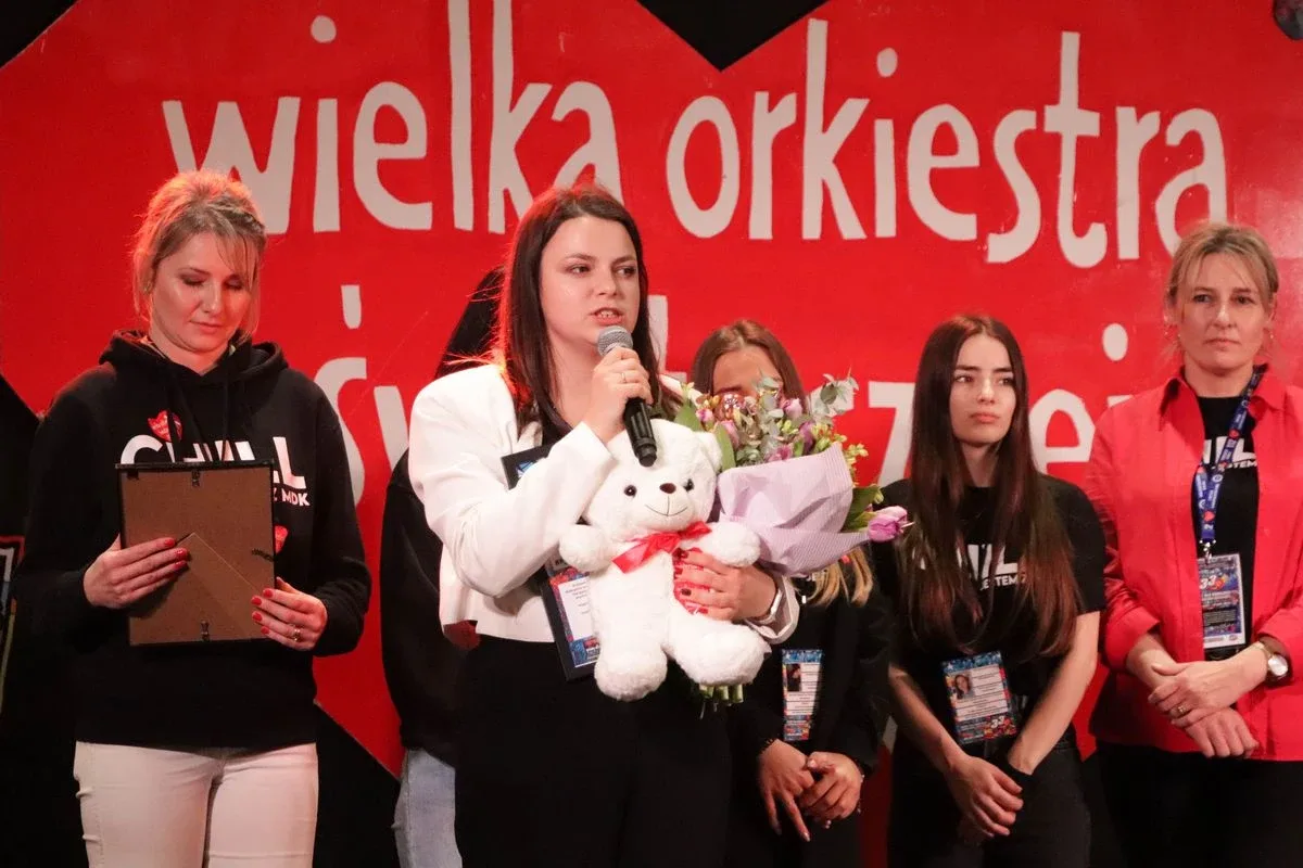 Światełko do nieba i wielkie serca mieszkańców Ostrowi Mazowieckiej. Pobiliśmy rekord! (zdjęcia, wideo)