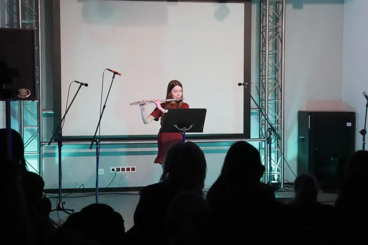 Urokliwy koncert kolęd i pastorałek w Starej Elektrowni (zdjęcia)