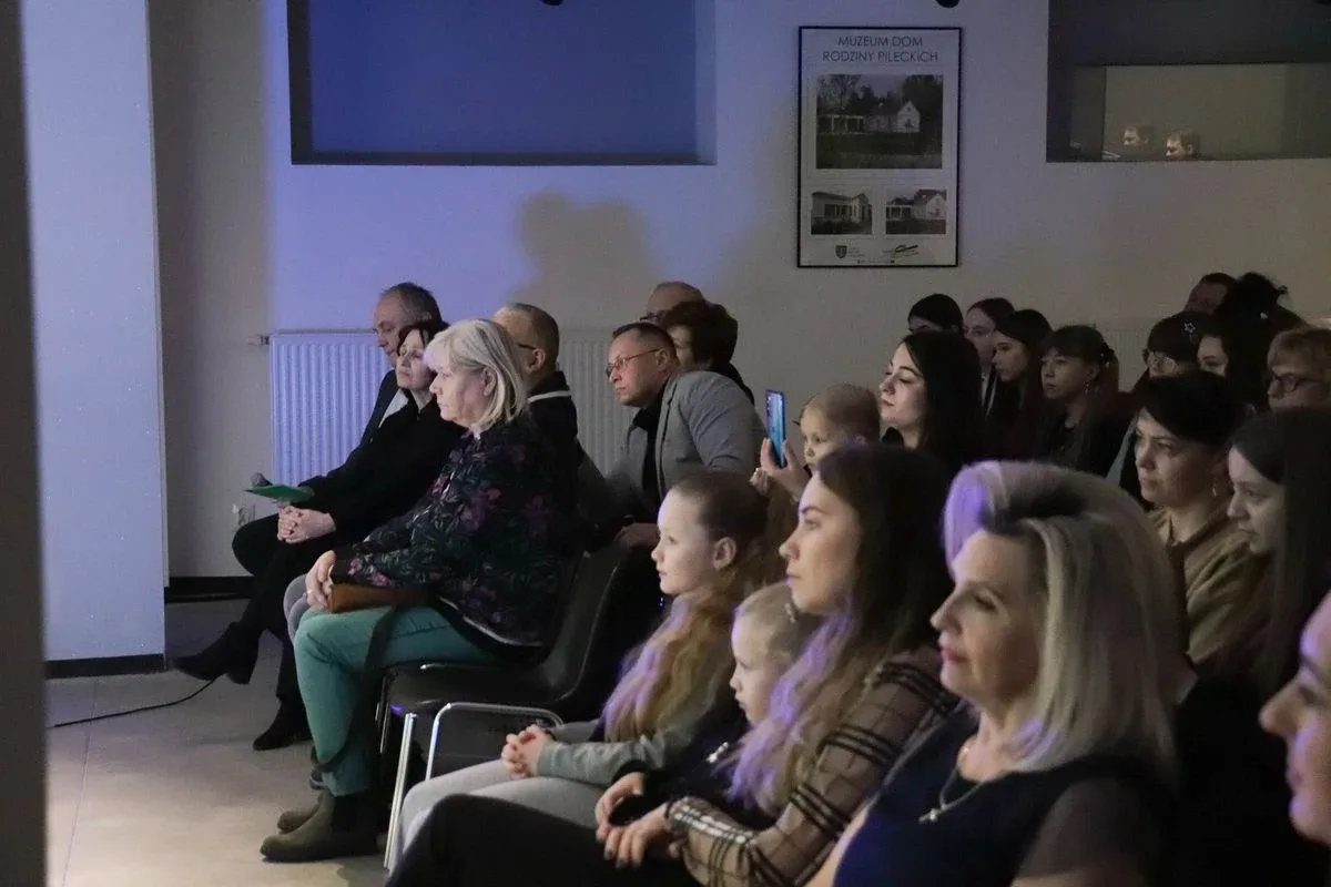 Urokliwy koncert kolęd i pastorałek w Starej Elektrowni (zdjęcia)