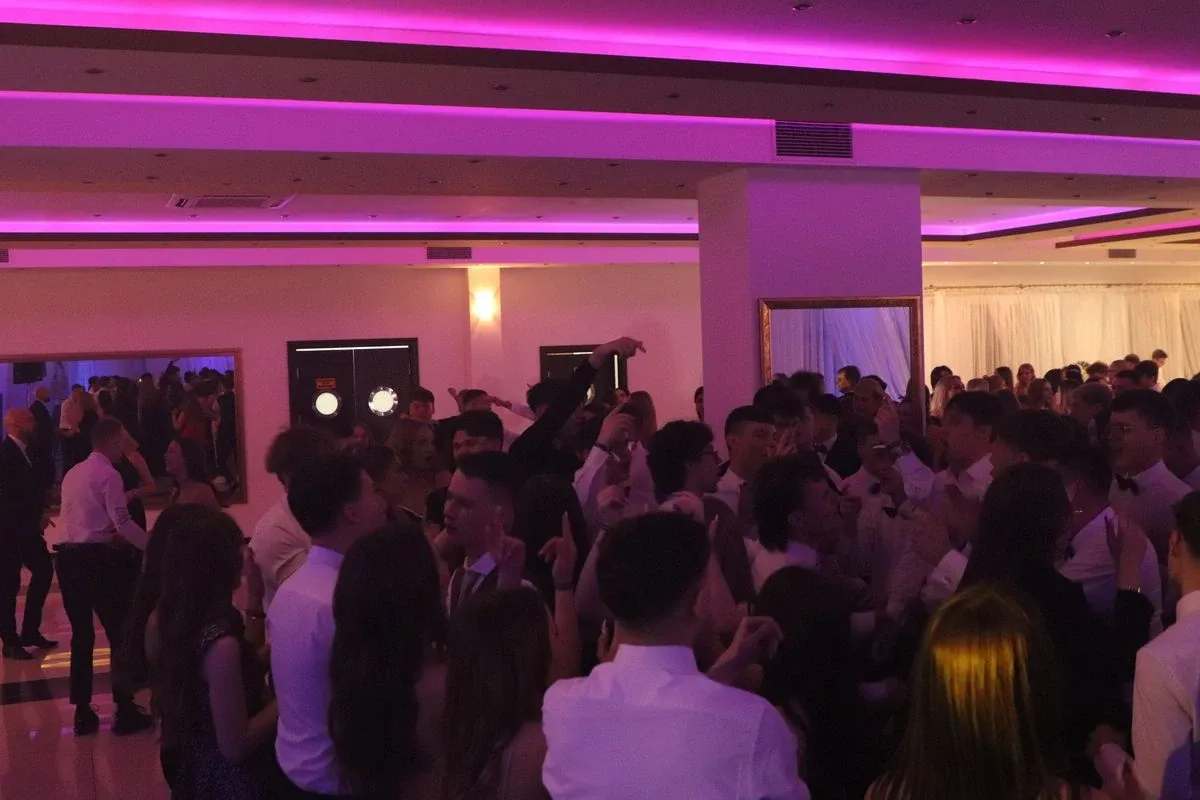 Studniówka uczniów "Koperniczka" w Tango. Niezapomniana noc maturzystów (zdjęcia, wideo)
