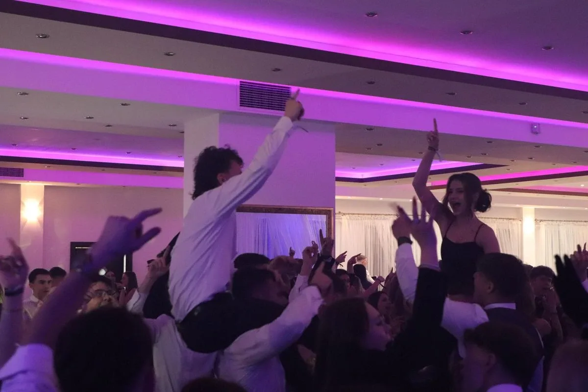 Studniówka uczniów "Koperniczka" w Tango. Niezapomniana noc maturzystów (zdjęcia, wideo)