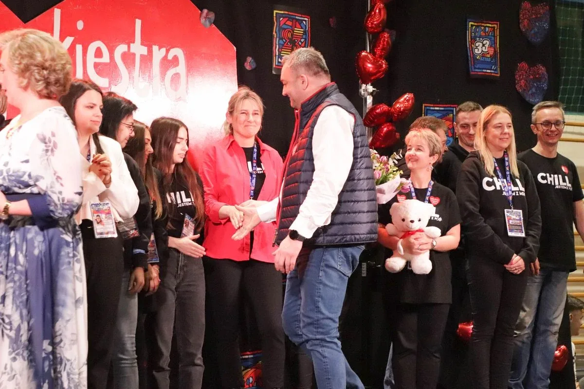 Światełko do nieba i wielkie serca mieszkańców Ostrowi Mazowieckiej. Pobiliśmy rekord! (zdjęcia, wideo)