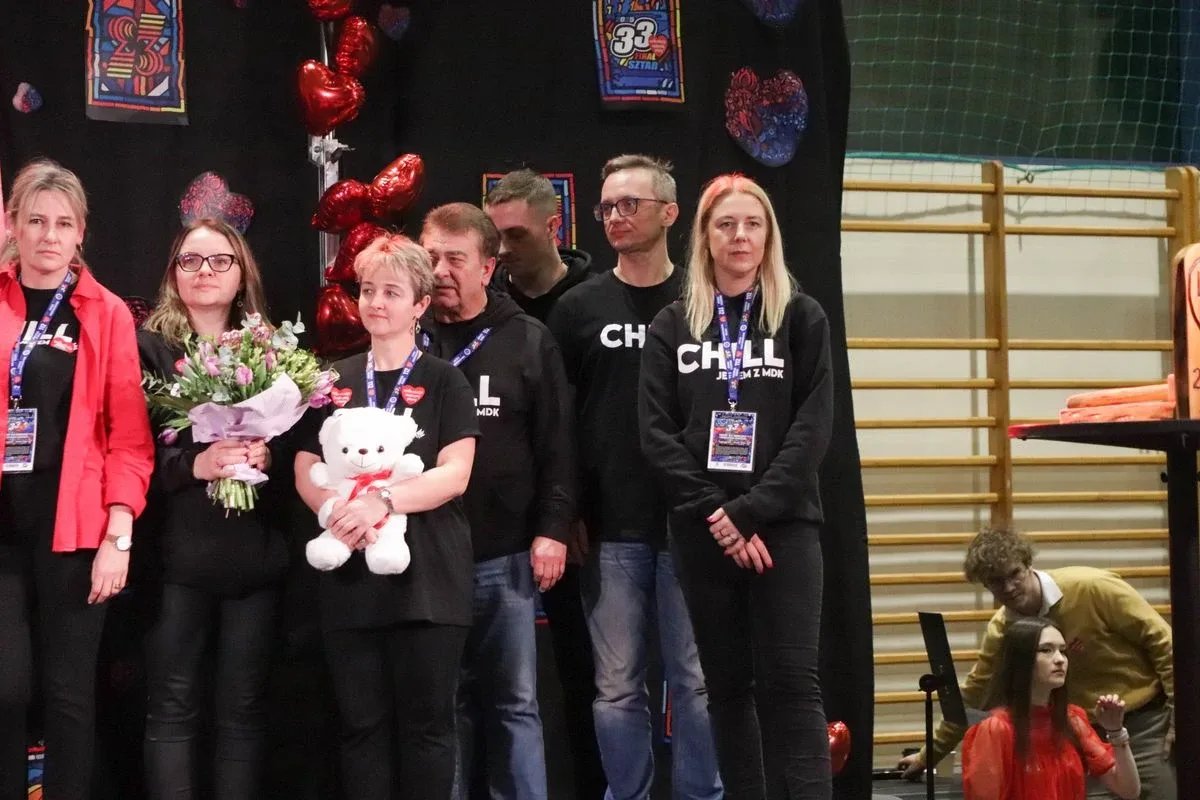 Światełko do nieba i wielkie serca mieszkańców Ostrowi Mazowieckiej. Pobiliśmy rekord! (zdjęcia, wideo)