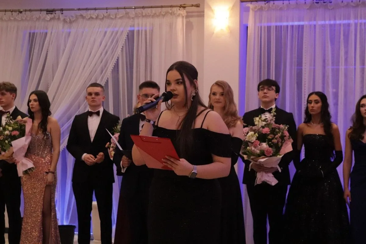 Studniówka uczniów "Koperniczka" w Tango. Niezapomniana noc maturzystów (zdjęcia, wideo)