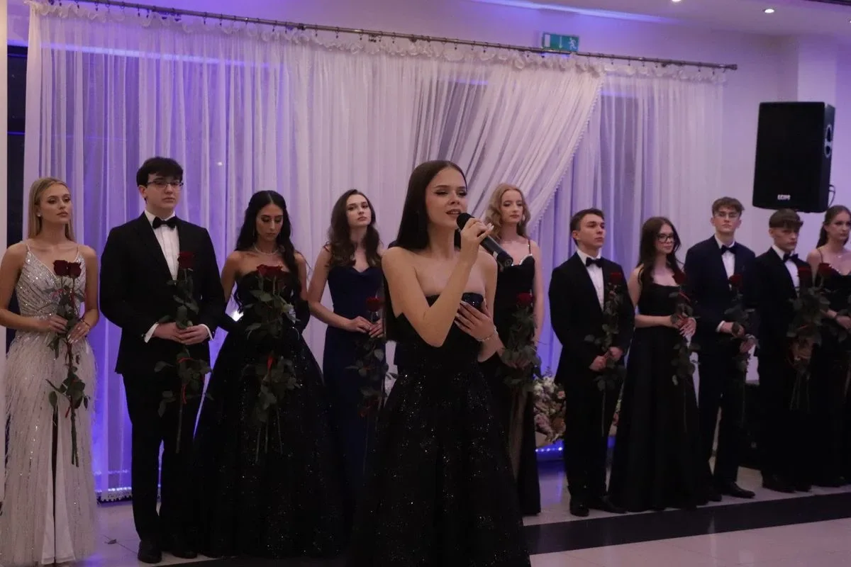 Studniówka uczniów "Koperniczka" w Tango. Niezapomniana noc maturzystów (zdjęcia, wideo)