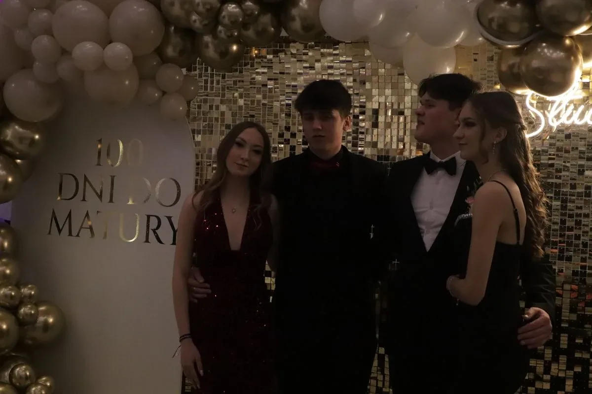 Studniówka uczniów "Koperniczka" w Tango. Niezapomniana noc maturzystów (zdjęcia, wideo)