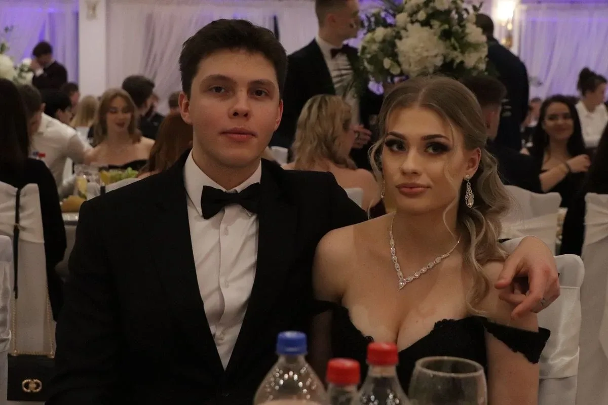Studniówka uczniów "Koperniczka" w Tango. Niezapomniana noc maturzystów (zdjęcia, wideo)