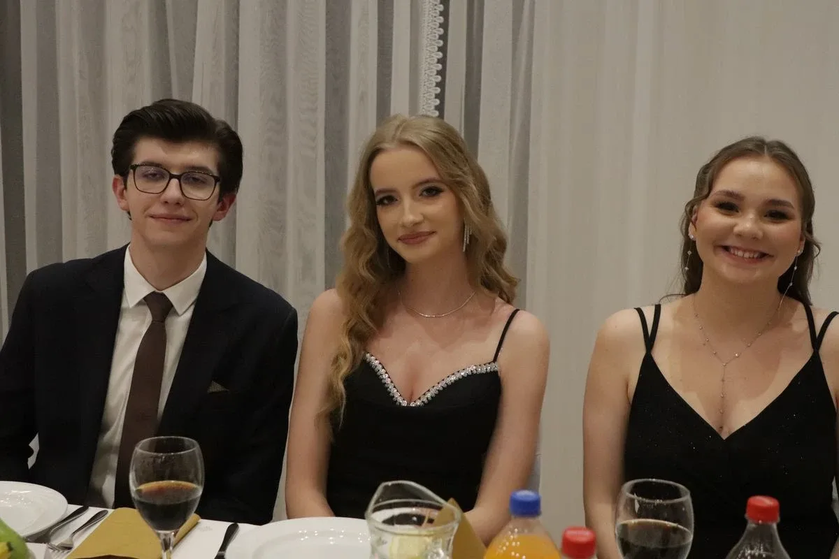 Studniówka uczniów "Koperniczka" w Tango. Niezapomniana noc maturzystów (zdjęcia, wideo)