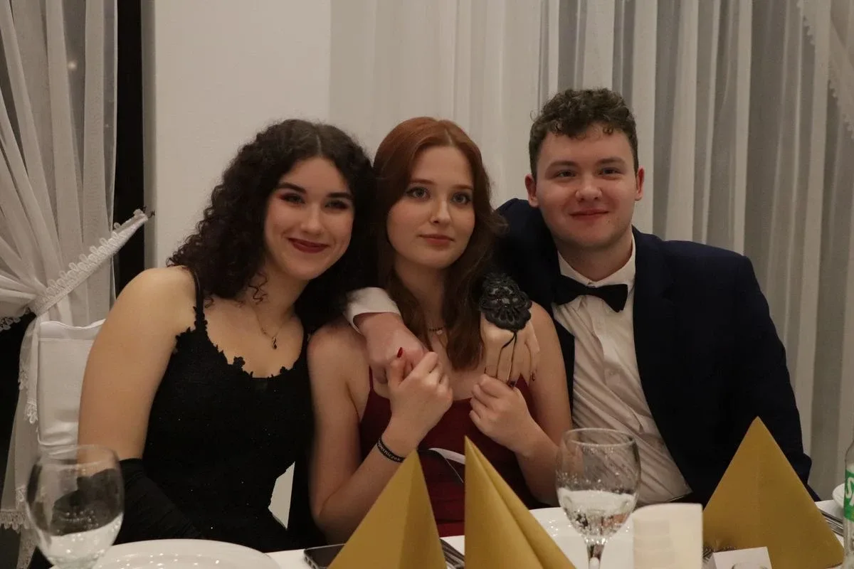 Studniówka uczniów "Koperniczka" w Tango. Niezapomniana noc maturzystów (zdjęcia, wideo)
